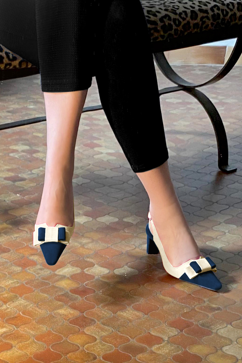 Navy blue and champagne beige women's open back shoes, with a knot.. Worn view - Florence KOOIJMAN